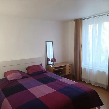 Happy House Hotel *